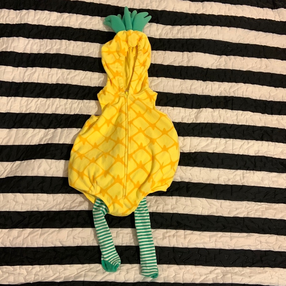 Pineapple costume